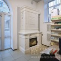 Каминная топка Астов М 700 в облицовке изразцами коллекции Альбион.
