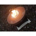 Стол-камин газовый из стали кортен от Openfire Стол-камин газовый из стали кортен от Openfire