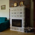 Каминная топка Астов М 700 Б в облицовке изразцами коллекции Прованс.