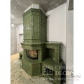 Классический камин зеленого цвета с банкетками и каминной топкой Астов ПП 8857.