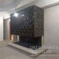 Современный камин с открытой топкой в майоликовой глазури
