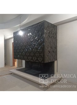 Современный камин с открытой топкой в майоликовой глазури